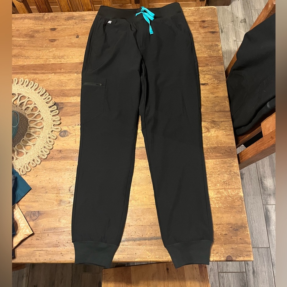 Figs joggers